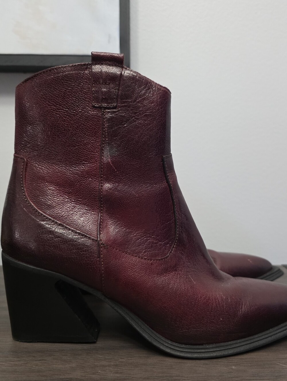 Emanuele Crasto Southwestern Cowgirl Burgandy Pebbled Leather Booties 38 Womens